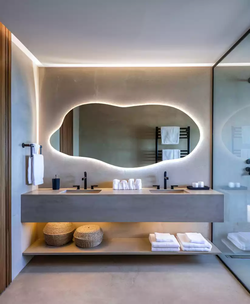 Miroir organique lumineux suspendu au design original