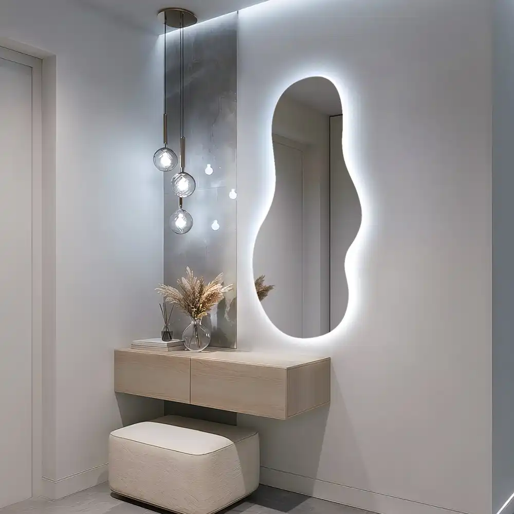 Miroir mural LED moderne de forme organique