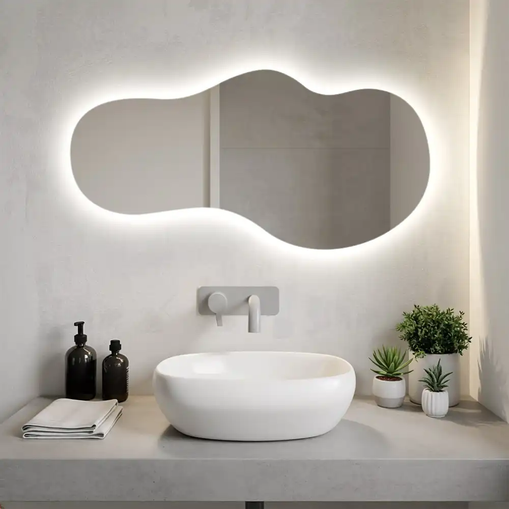 Miroir mural LED moderne de forme organique