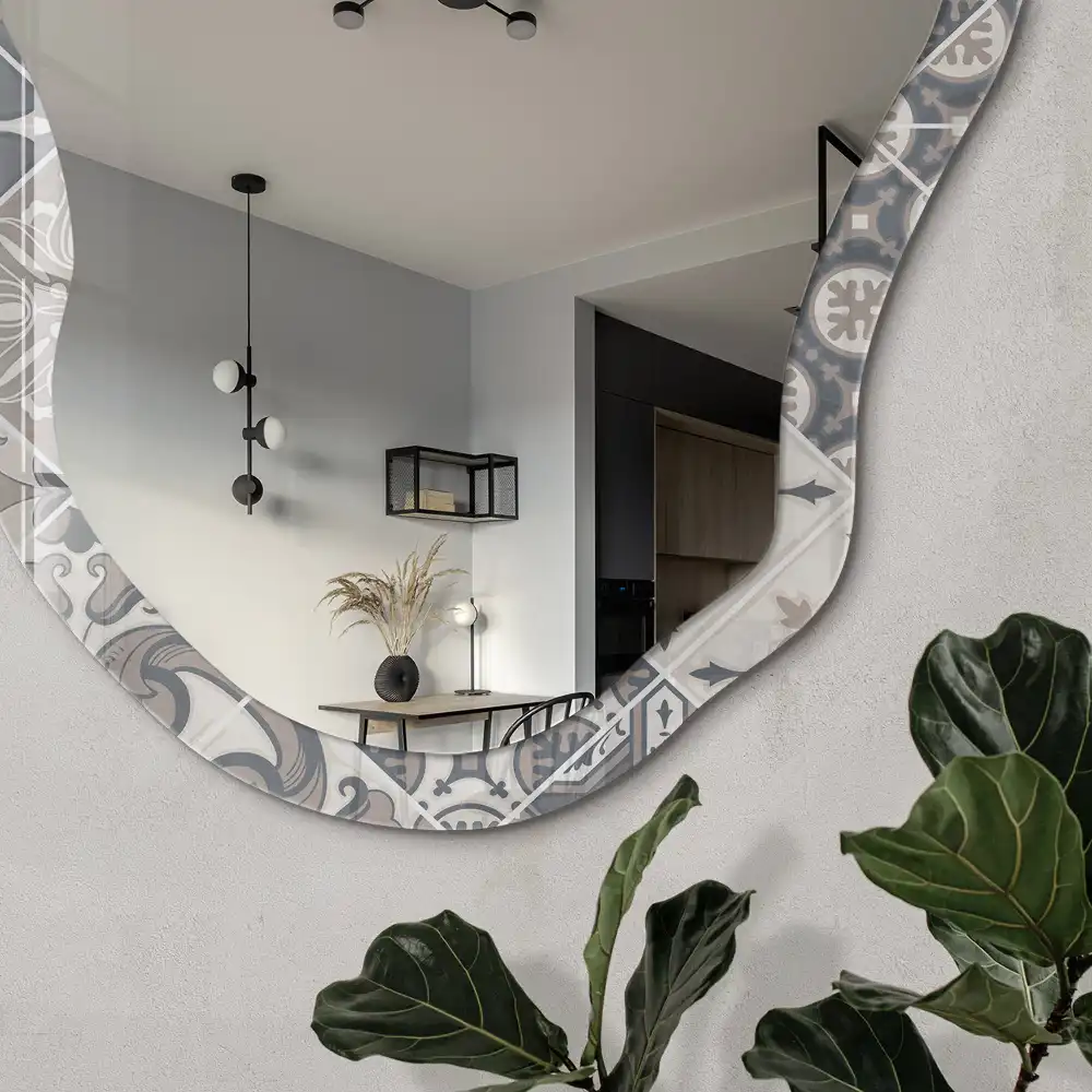 Miroir encadré à motif de carrelage classique de forme irrégulière