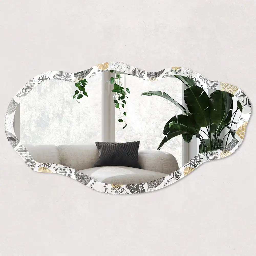 Miroir irrégulier à motif de cœurs géométriques