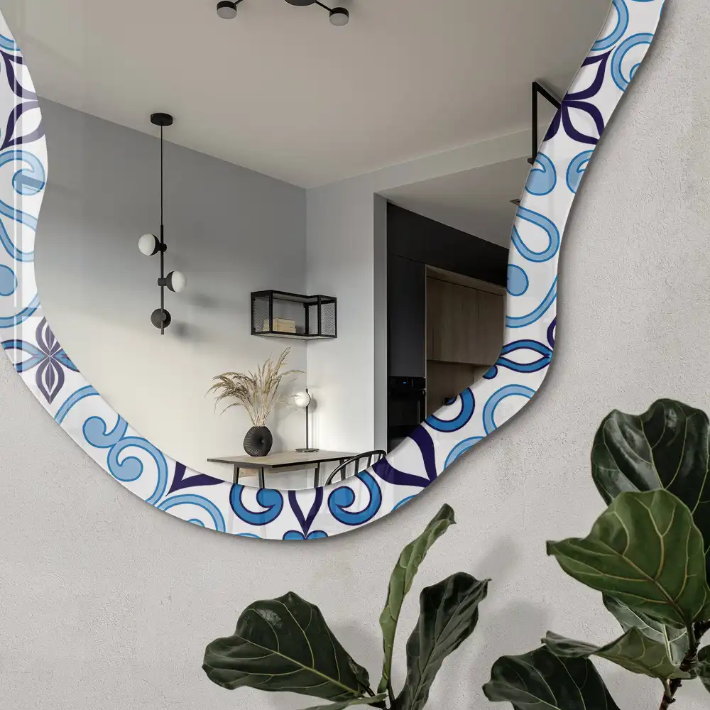 Miroir irrégulier avec impression ornementale bleu clair