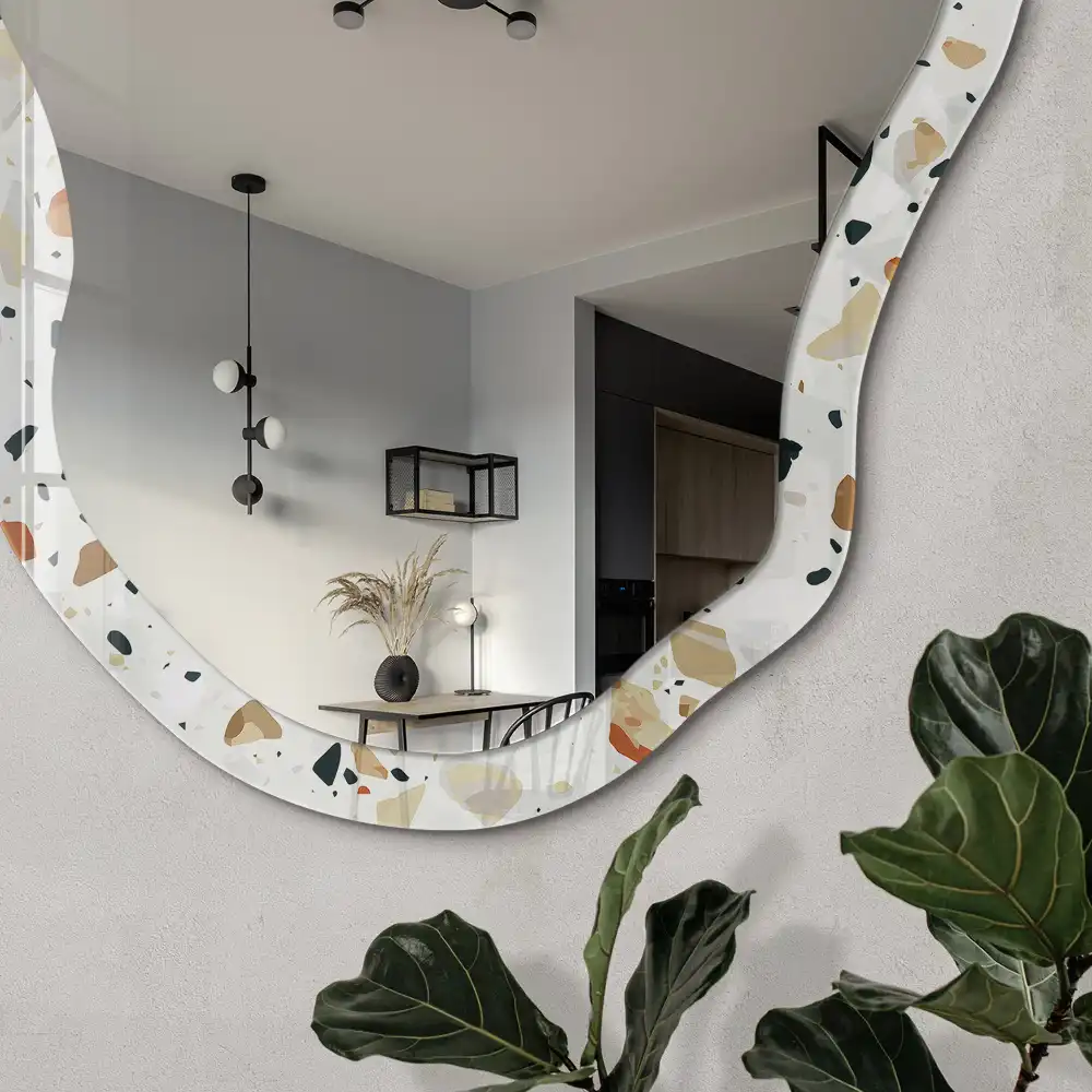 Miroir décoratif irrégulier à motif terrazzo