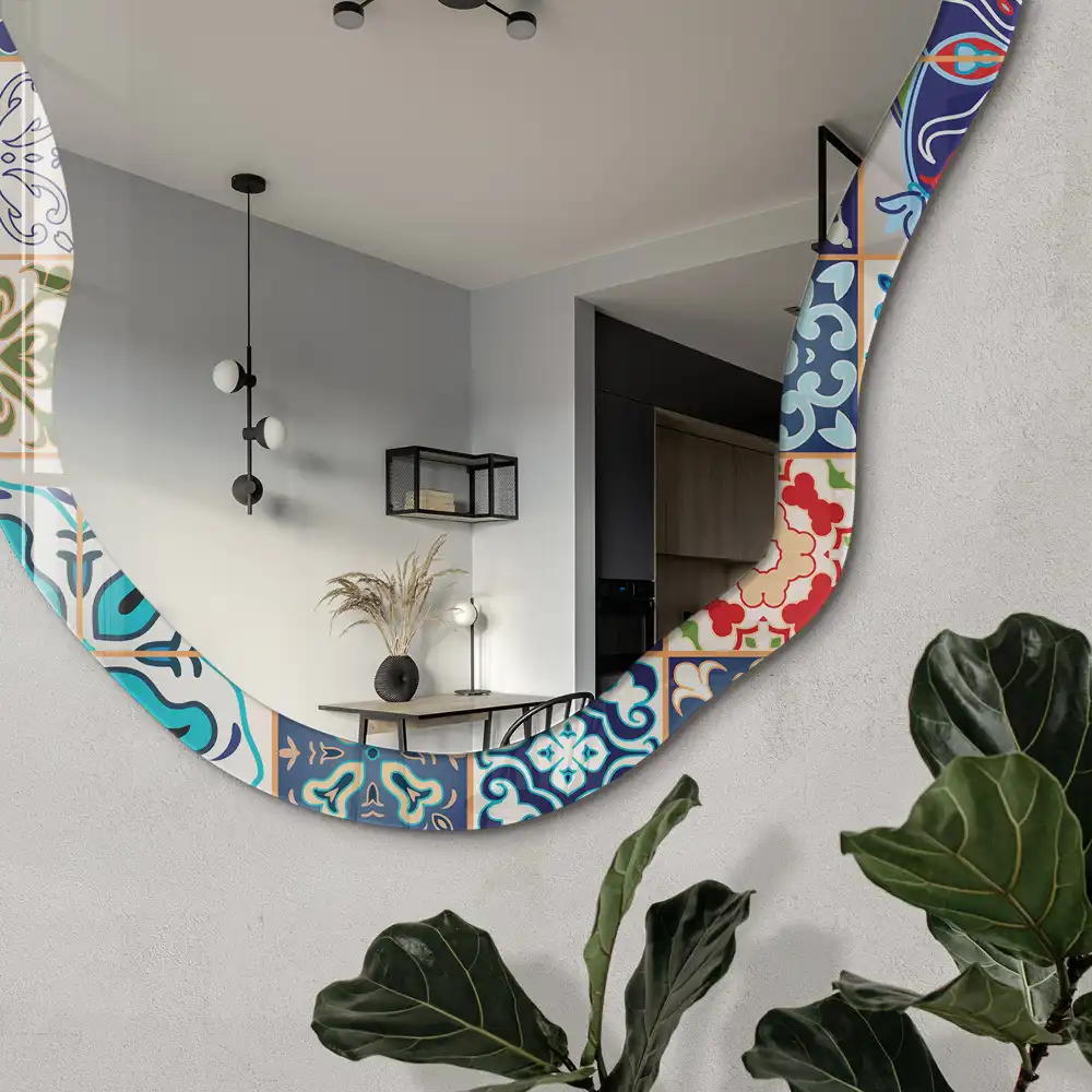 Miroir décoratif irrégulier à motif carrelage coloré