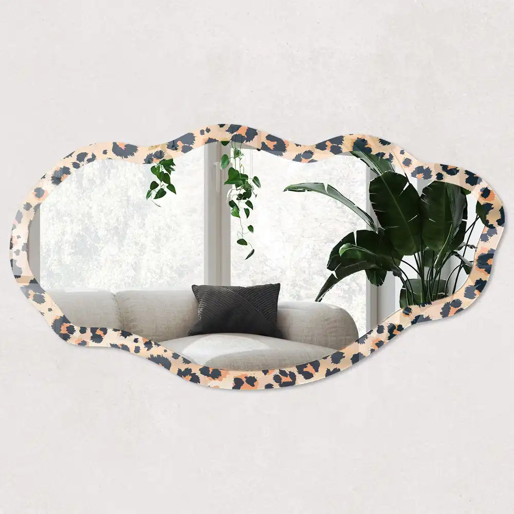 Miroir encadré à motif animal et forme irrégulière
