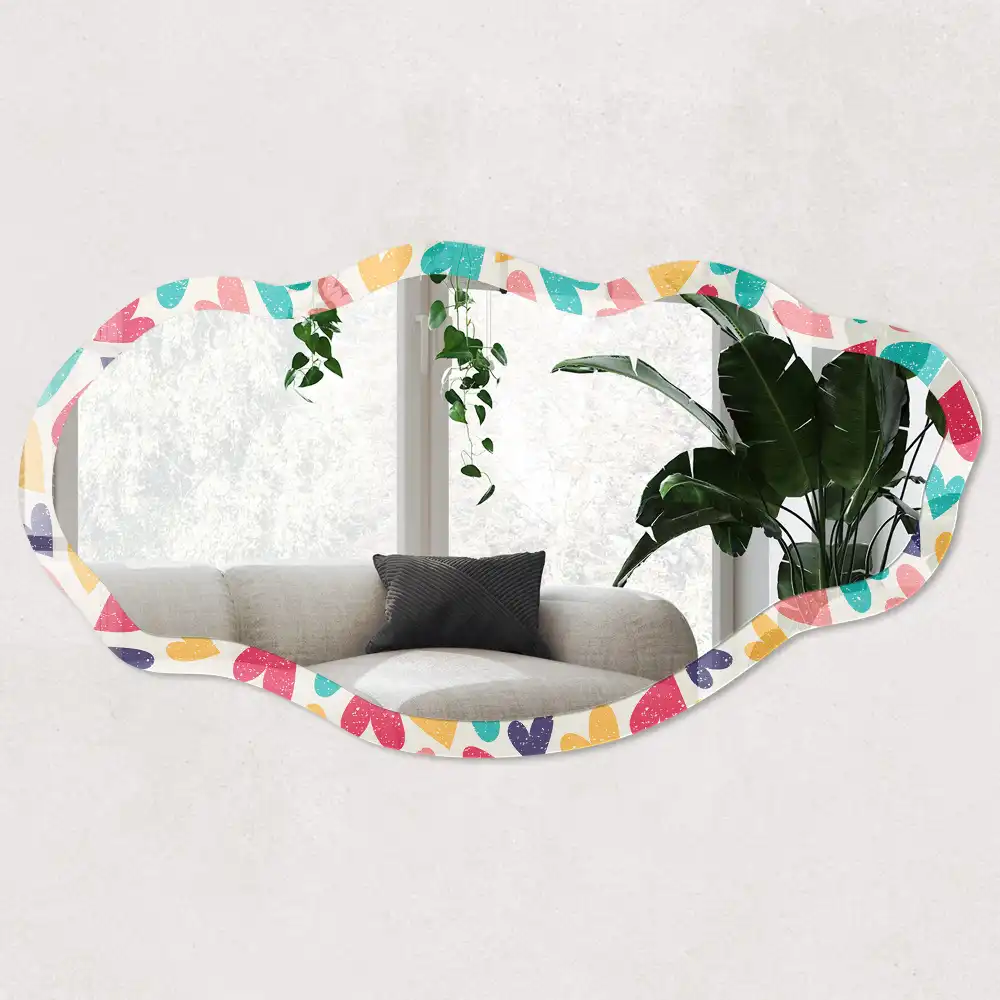 Miroir encadré à impression de cœurs colorés de forme irrégulière