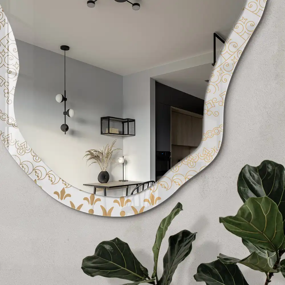 Miroir irrégulier à motif mandala oriental
