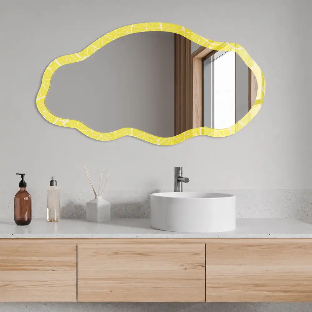 Miroir encadré avec impression de quartiers de citron forme irrégulière