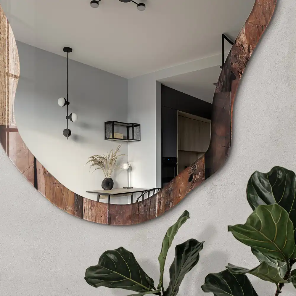 Miroir décoratif irrégulier avec cadre en bois