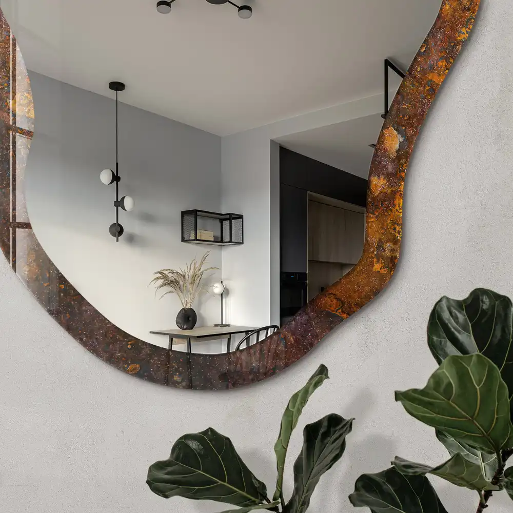 Miroir irrégulier à l'aspect rouillé