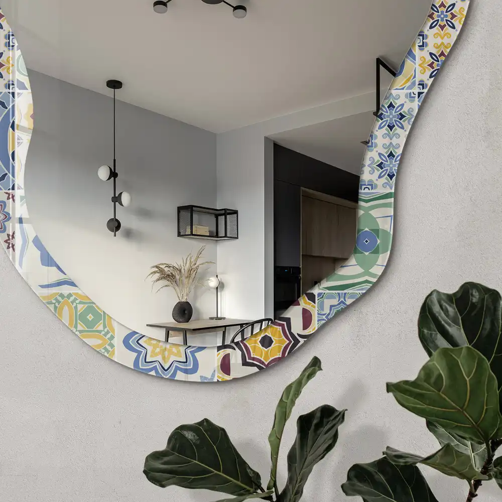 Miroir décoratif de forme irrégulière avec impression mosaïque colorée