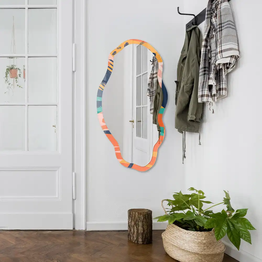 Miroir irrégulier avec impression abstraite colorée