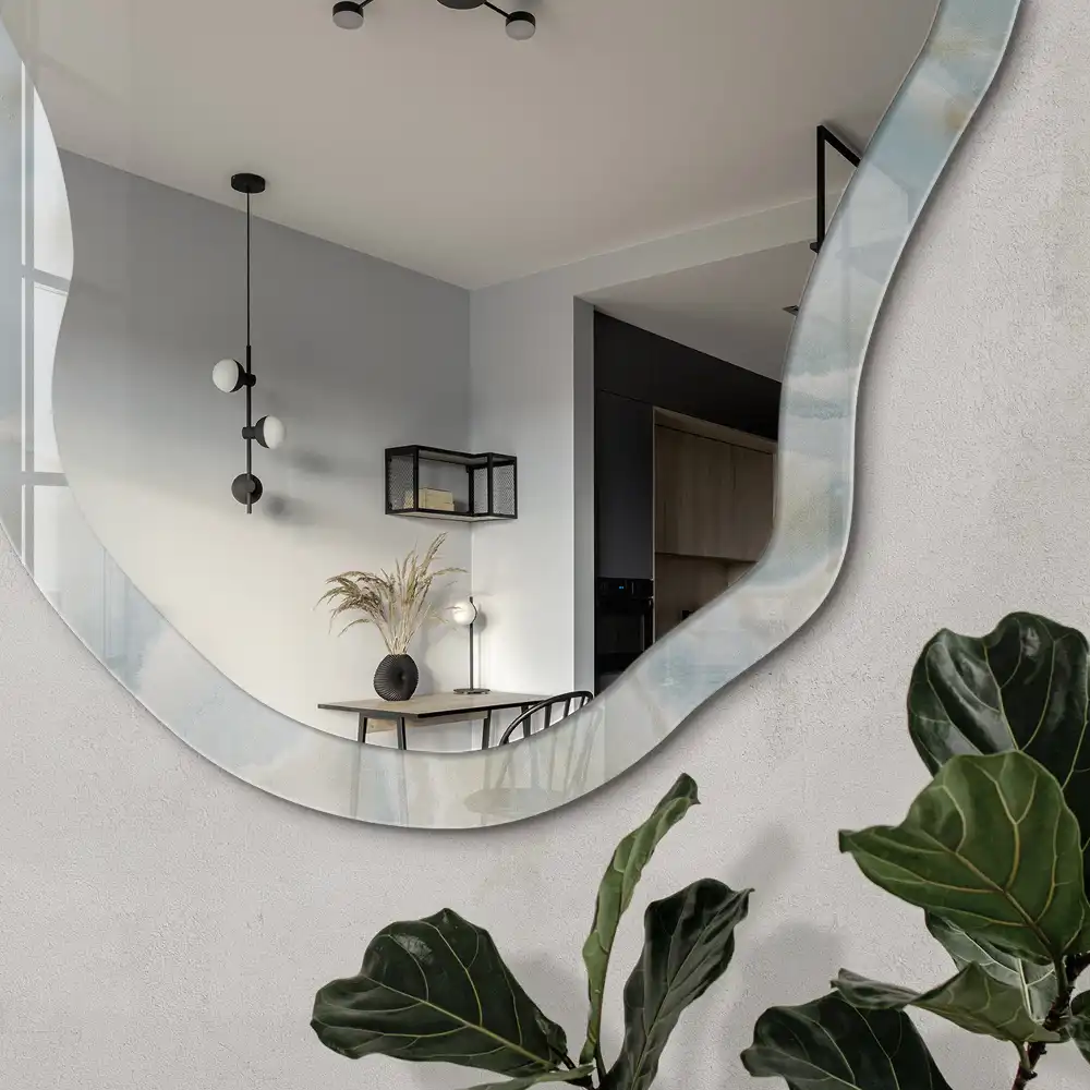 Miroir irrégulier à motif onyx bleu clair
