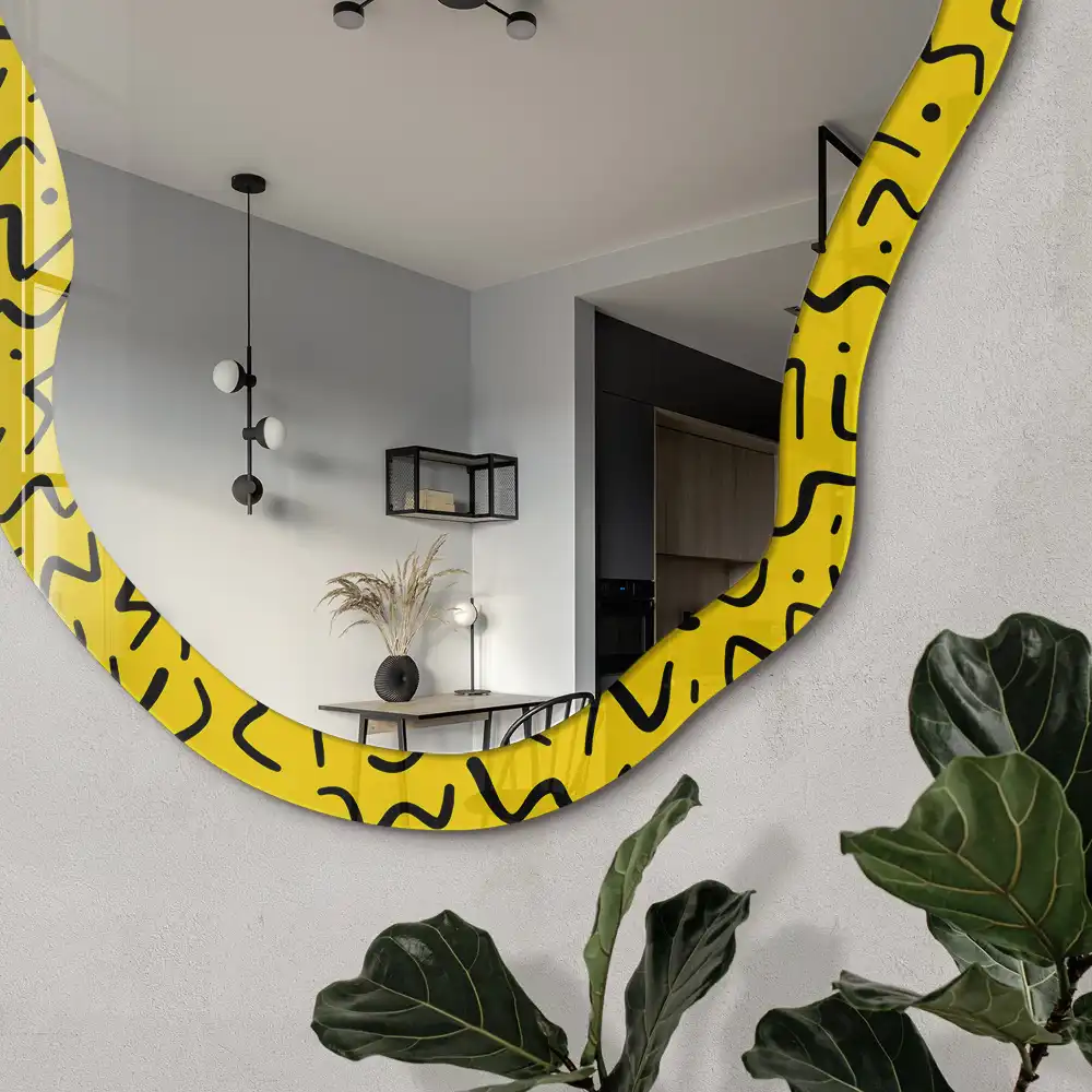 Miroir encadré à forme irrégulière design énergie créative