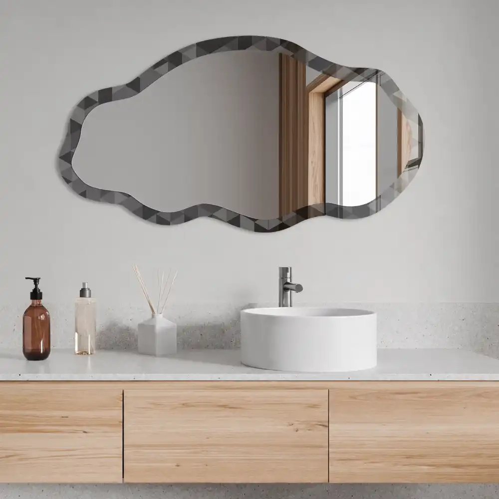 Miroir irrégulier à motif mosaïque géométrique