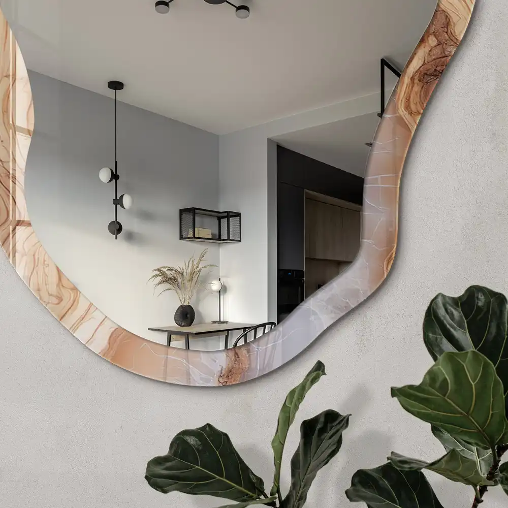 Miroir irrégulier à motif bois