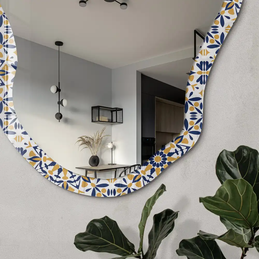 Miroir irrégulier à motif oriental imprimé