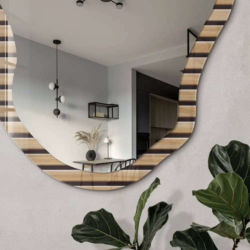 Miroir encadré à impression forme irrégulière motif rayures bois