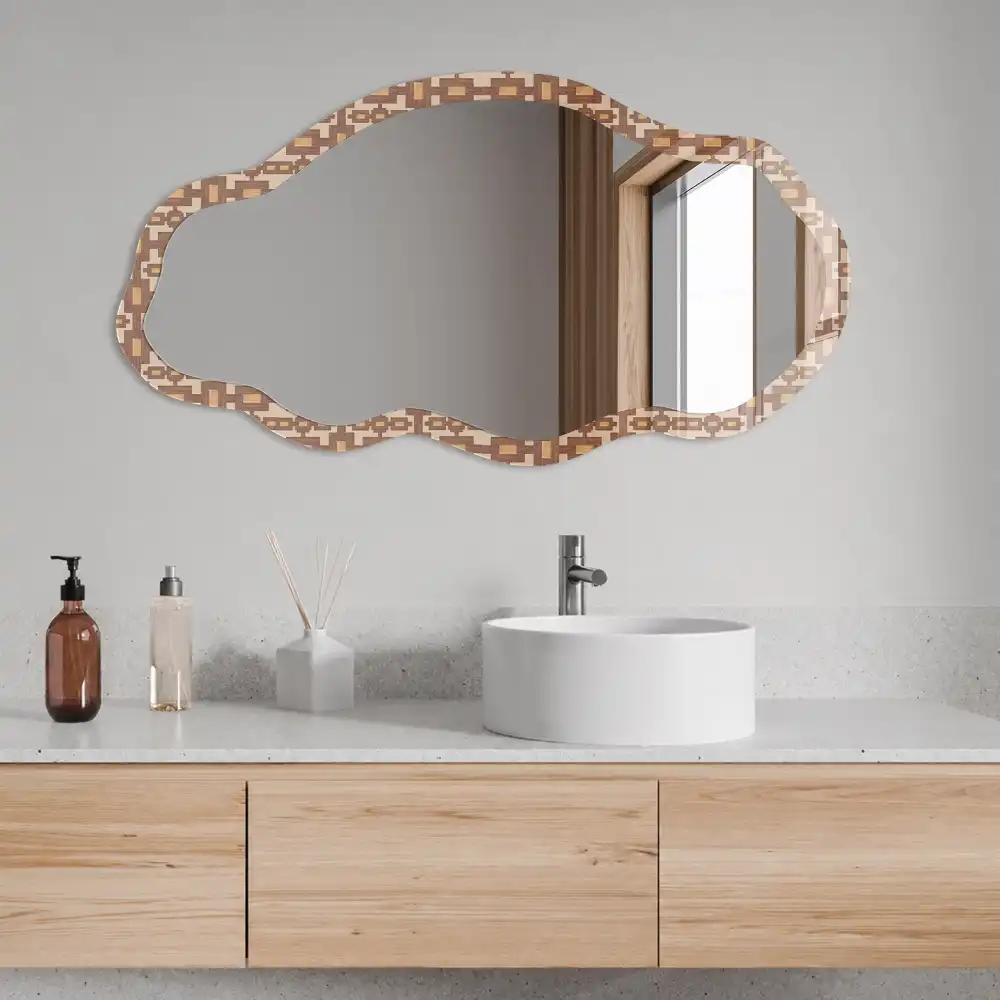 Miroir encadré à motif mosaïque classique de forme irrégulière