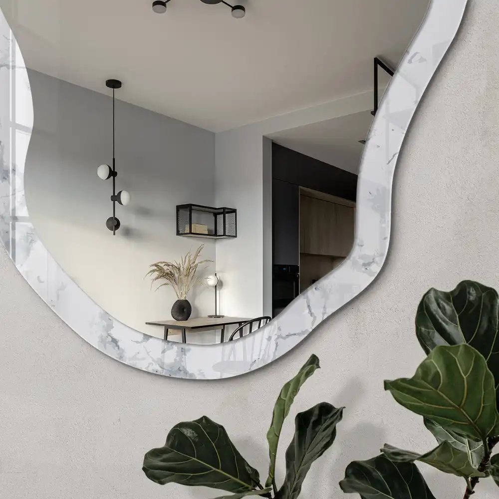 Miroir décoratif irrégulier à motif marbre