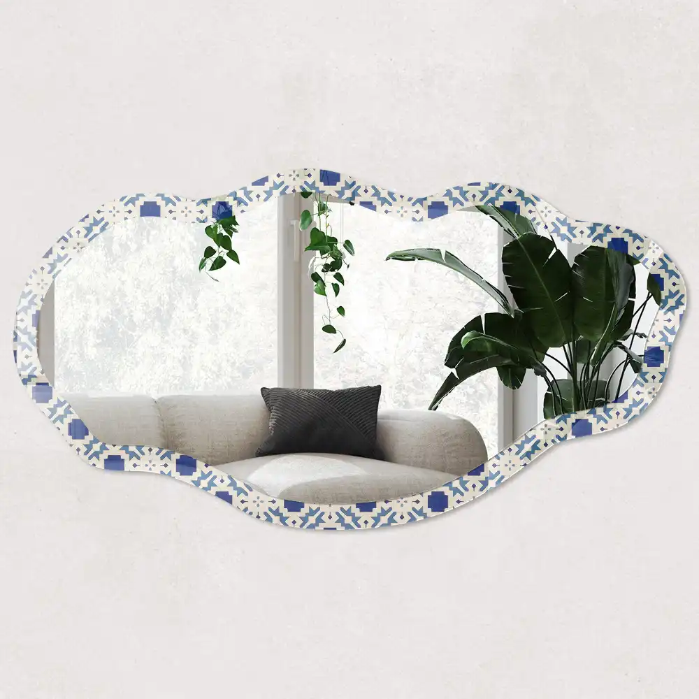 Miroir décoratif irrégulier avec motif mosaïque bleue