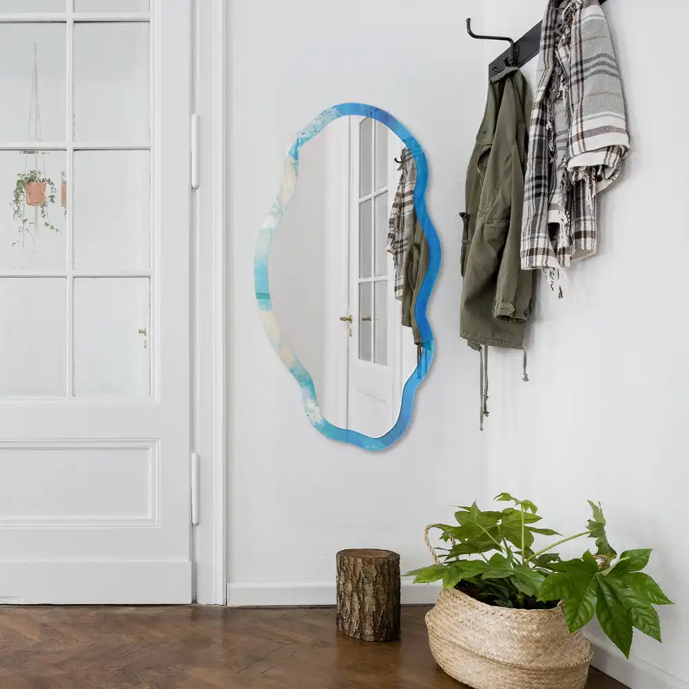 Miroir encadré à impression abstraite bleue de forme irrégulière