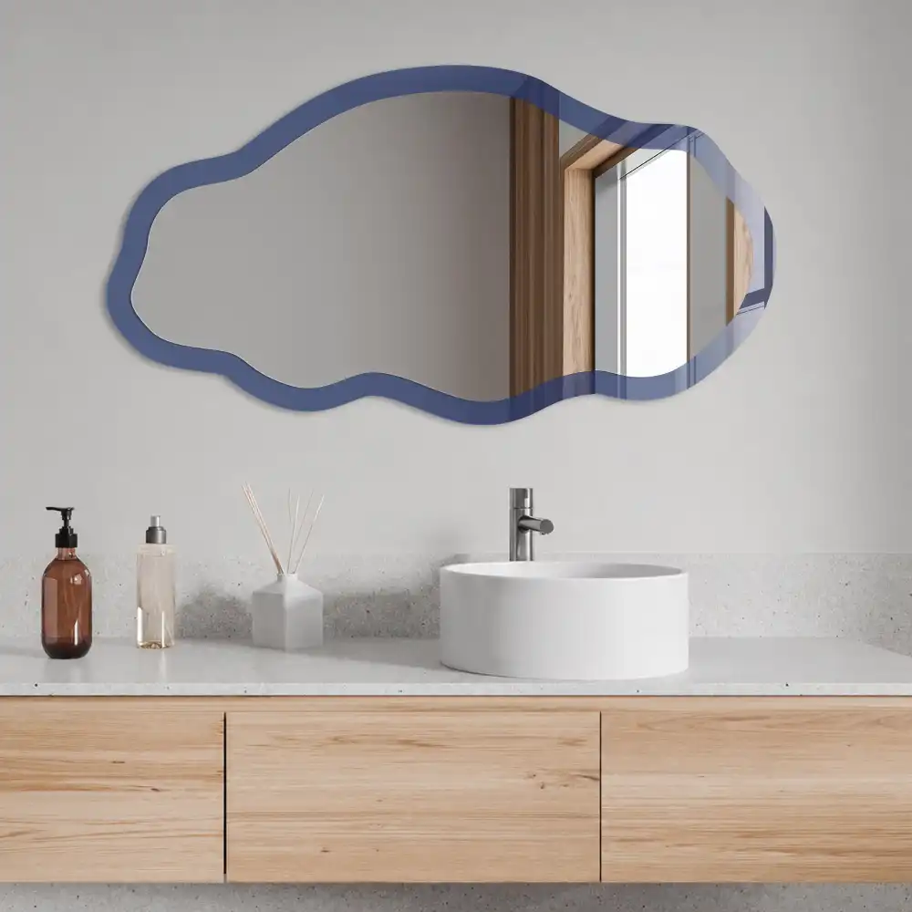 Miroir irrégulier avec impression bleu marine soutenu