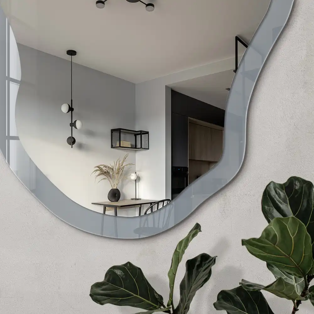 Miroir encadré à impression forme irrégulière gris millénal