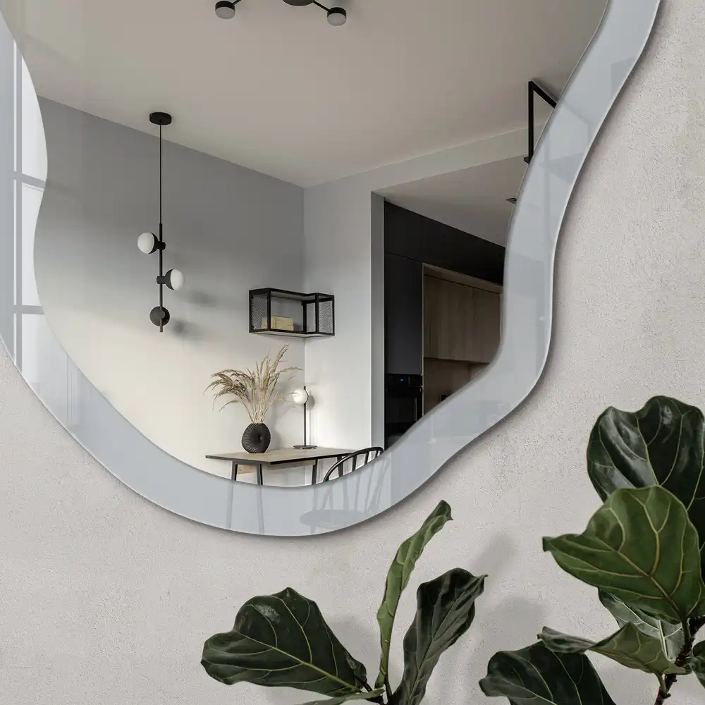 Miroir encadré à impression de forme irrégulière gris clair