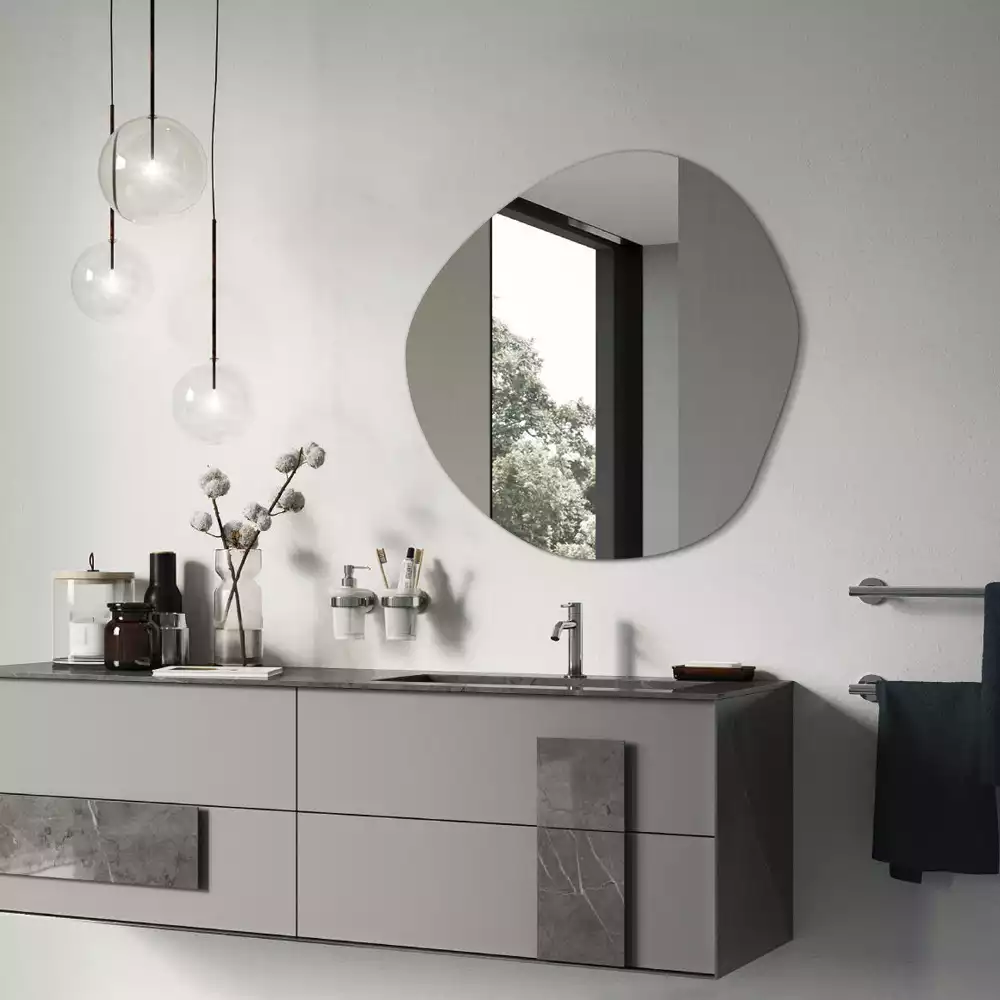 Miroir asymétrique suspendu moderne