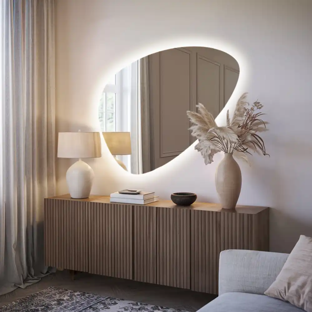 Miroir mural en forme d'œuf avec éclairage LED
