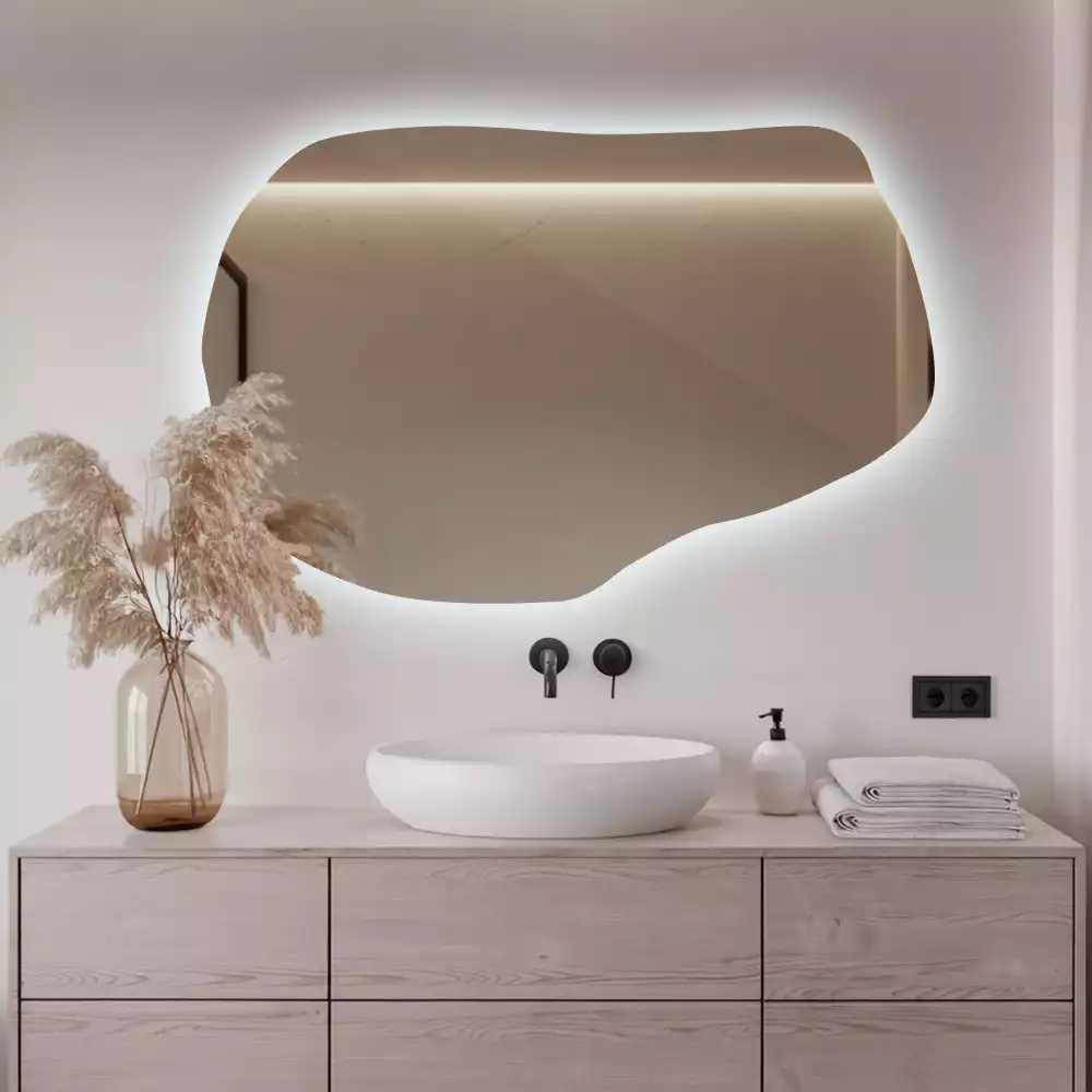Miroir mural lumineux forme irrégulière