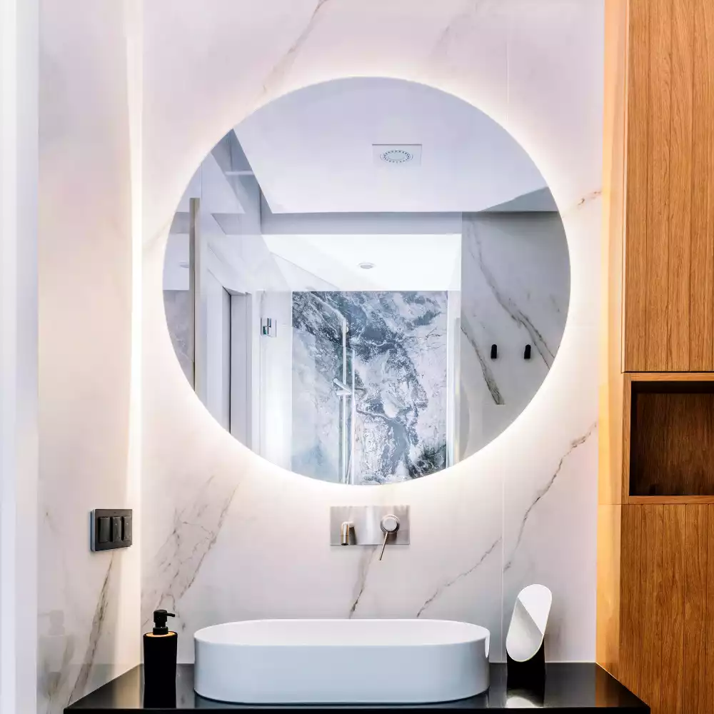Miroir rond moderne avec éclairage LED par rétroéclairage