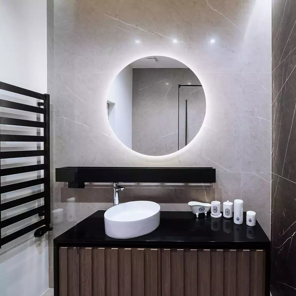 Miroir rond moderne avec éclairage LED par rétroéclairage