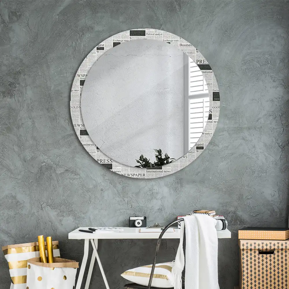 Miroir rond avec décoration pages de journal