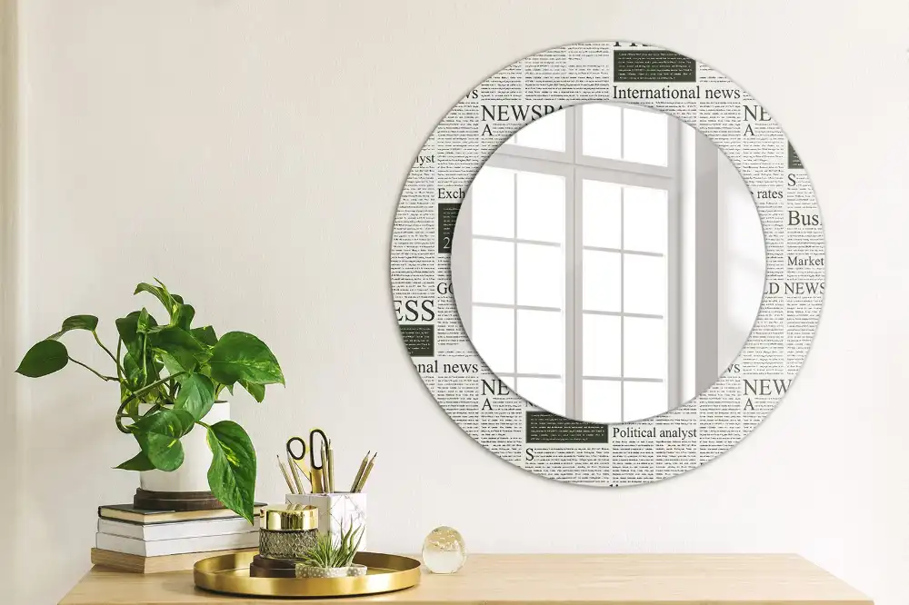Miroir rond avec décoration pages de journal