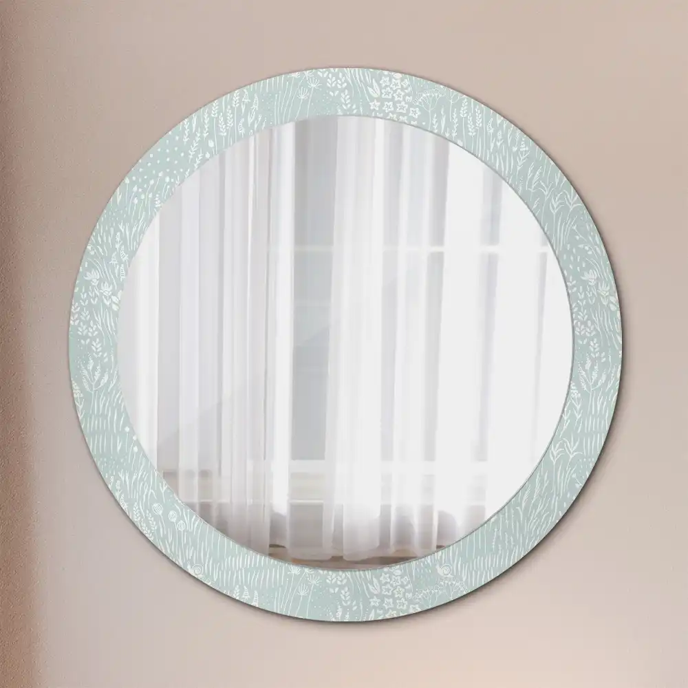 Miroir rond avec décoration escargot dans la prairie