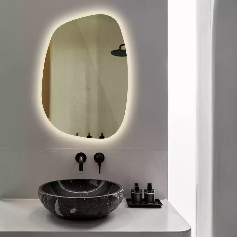 Miroir moderne à forme irrégulière