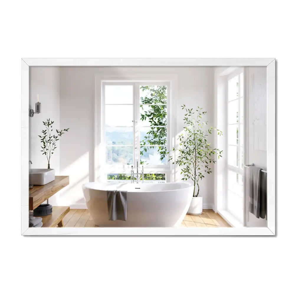 Miroir rectangulaire avec cadre blanc suspendu