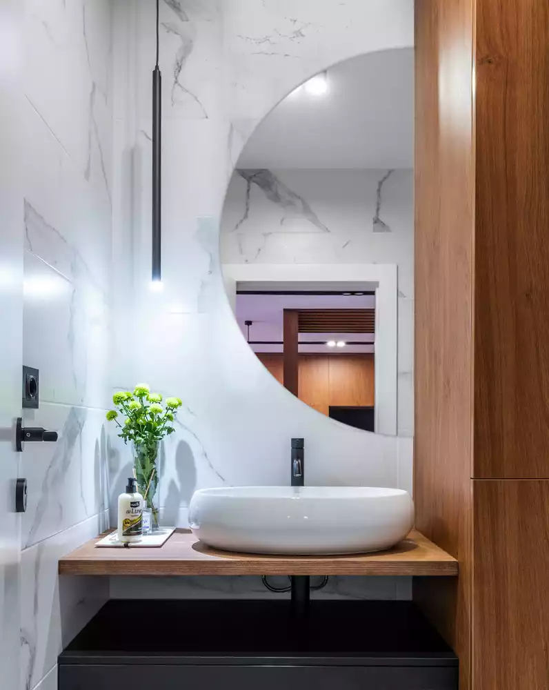 Miroir demi-cercle suspendu sans cadre