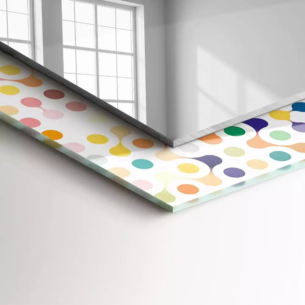 Miroir rectangulaire avec cadre imprimé motif géométrique coloré