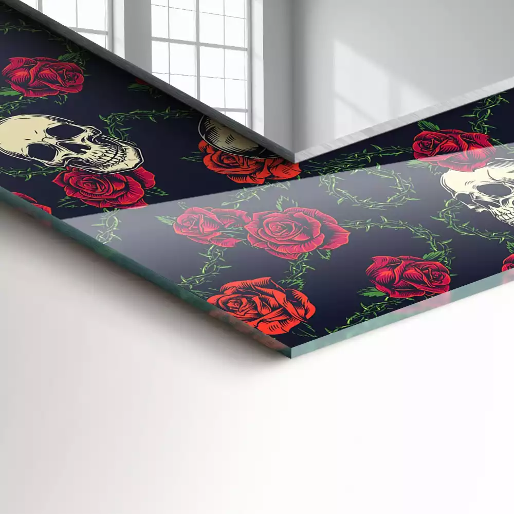 Miroir rectangulaire à cadre imprimé crânes roses et épines