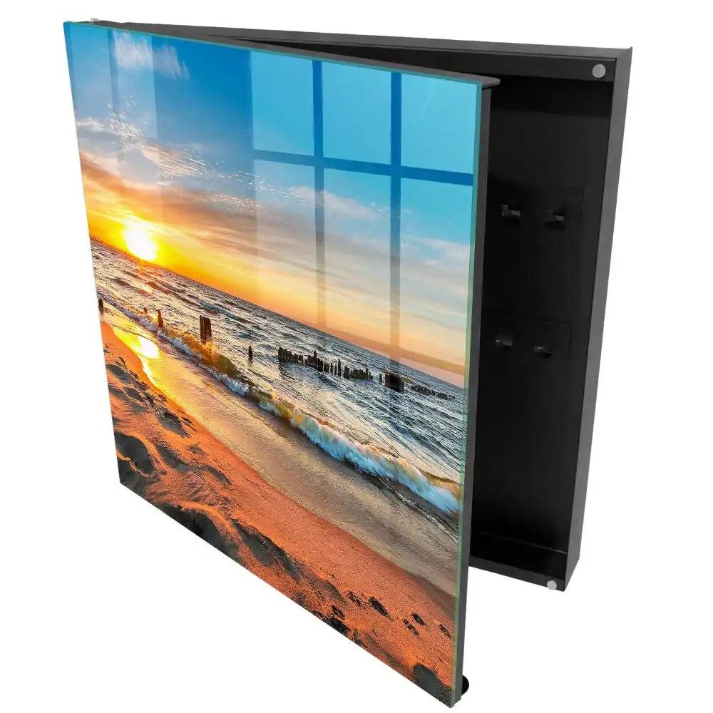 Boîte à clés coucher de soleil sur la mer et la plage