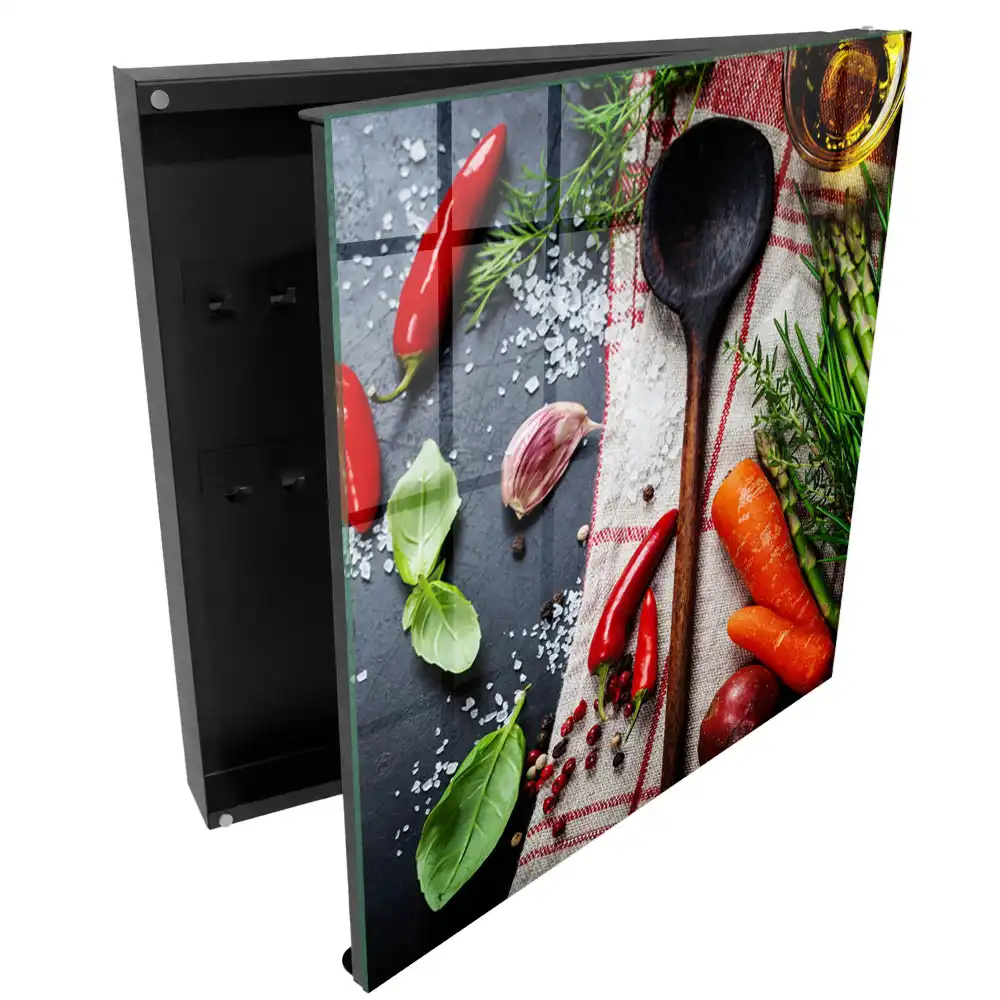 Armoire à clés couleurs et textures dans l'environnement de la cuisine