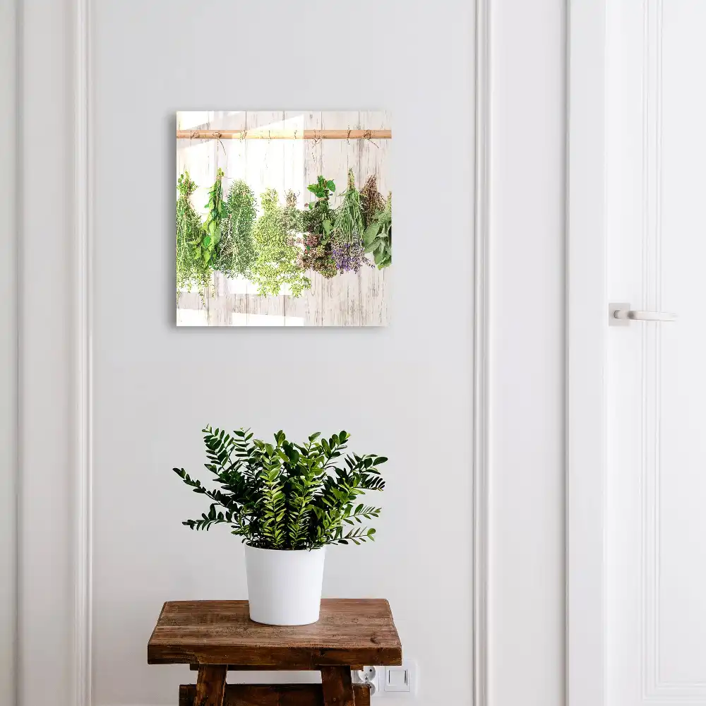 Armoire à clés herbes suspendues au bois dans un style rustique