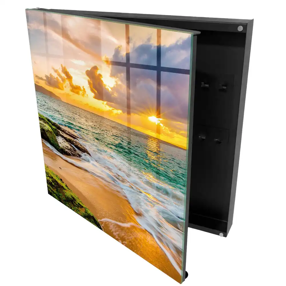 Armoire à clés un coucher de soleil sur la mer aux couleurs chaudes