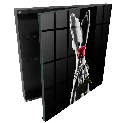 Boîte à clés murale une subtile combinaison de noir de blanc et de rouge