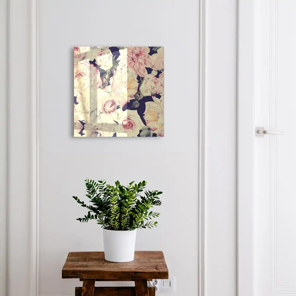 Boîte à clés des fleurs délicates au caractère romantique