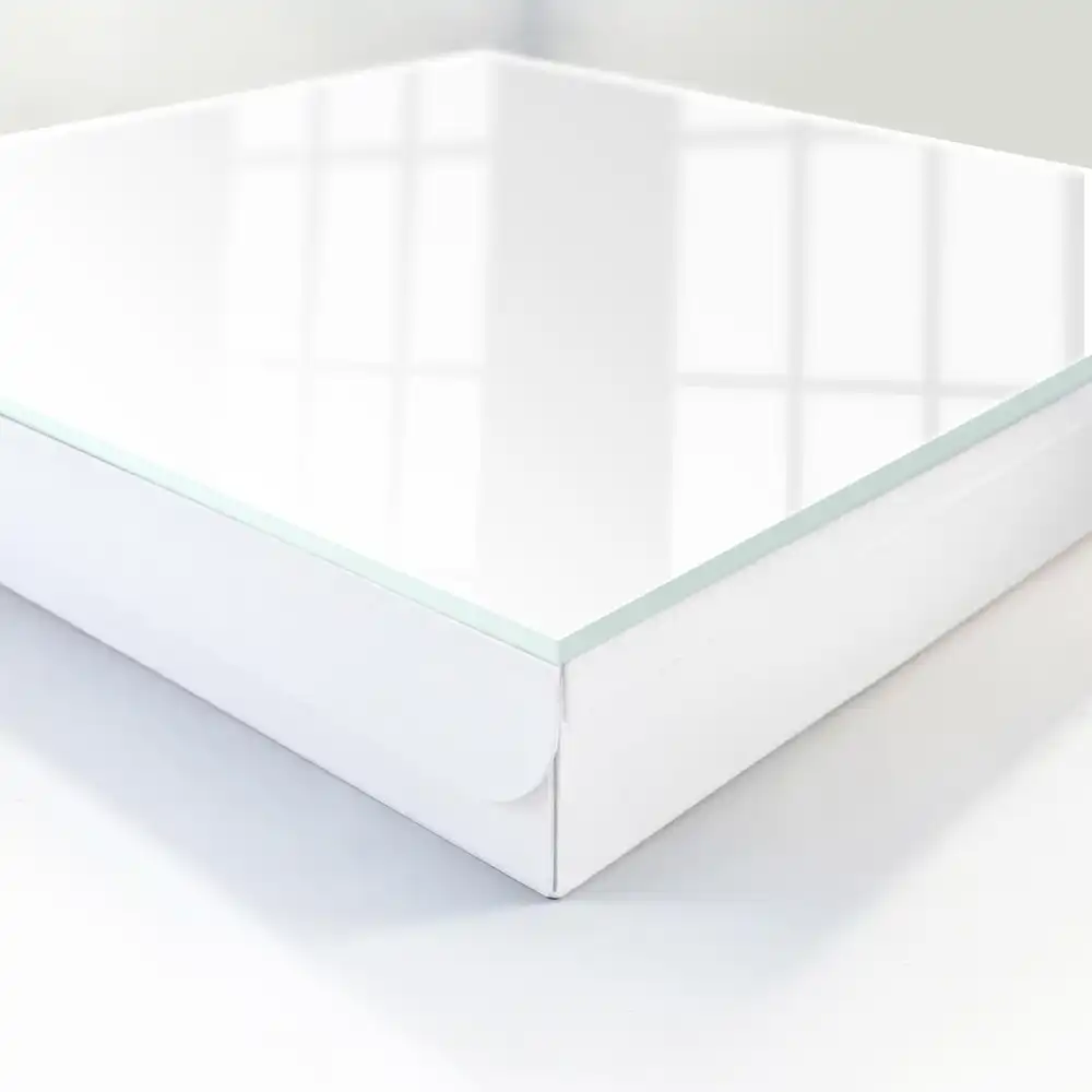 Armoire à clés blanc pur et minimaliste