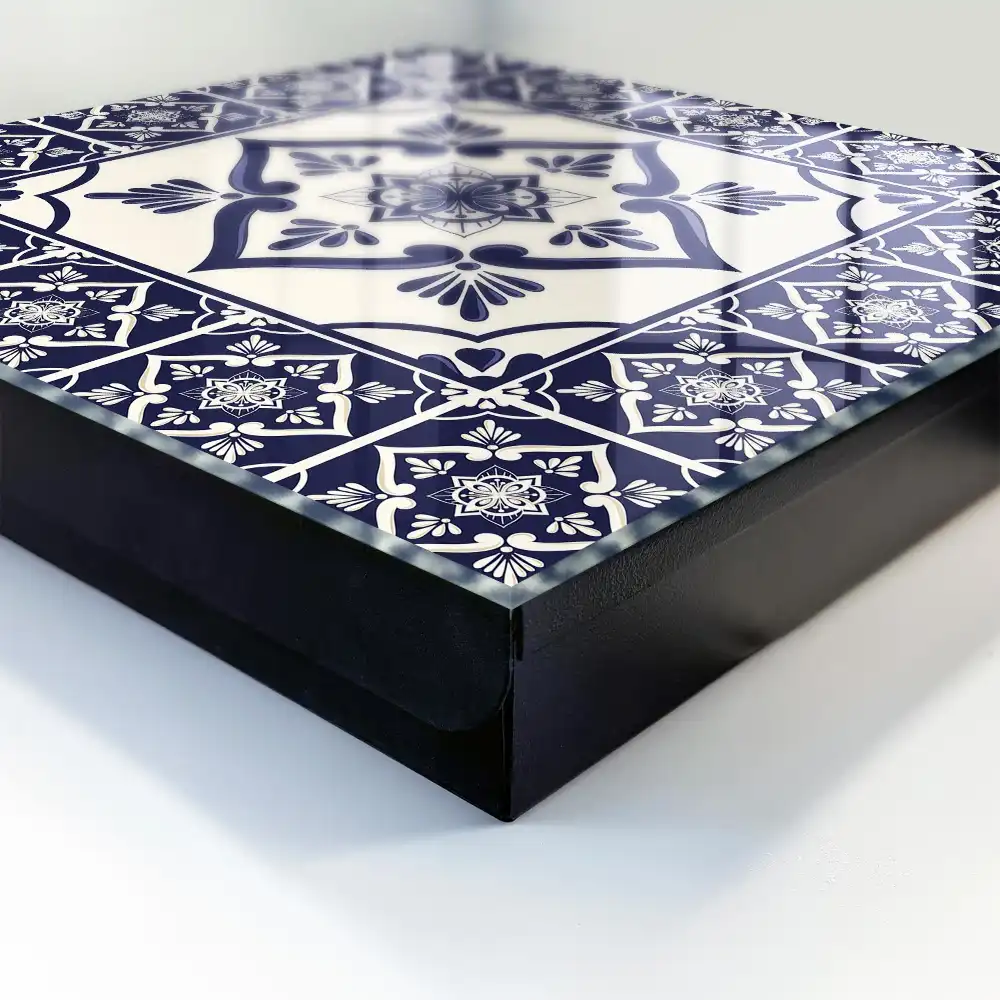 Armoire à clés motifs géométriques à motifs floraux